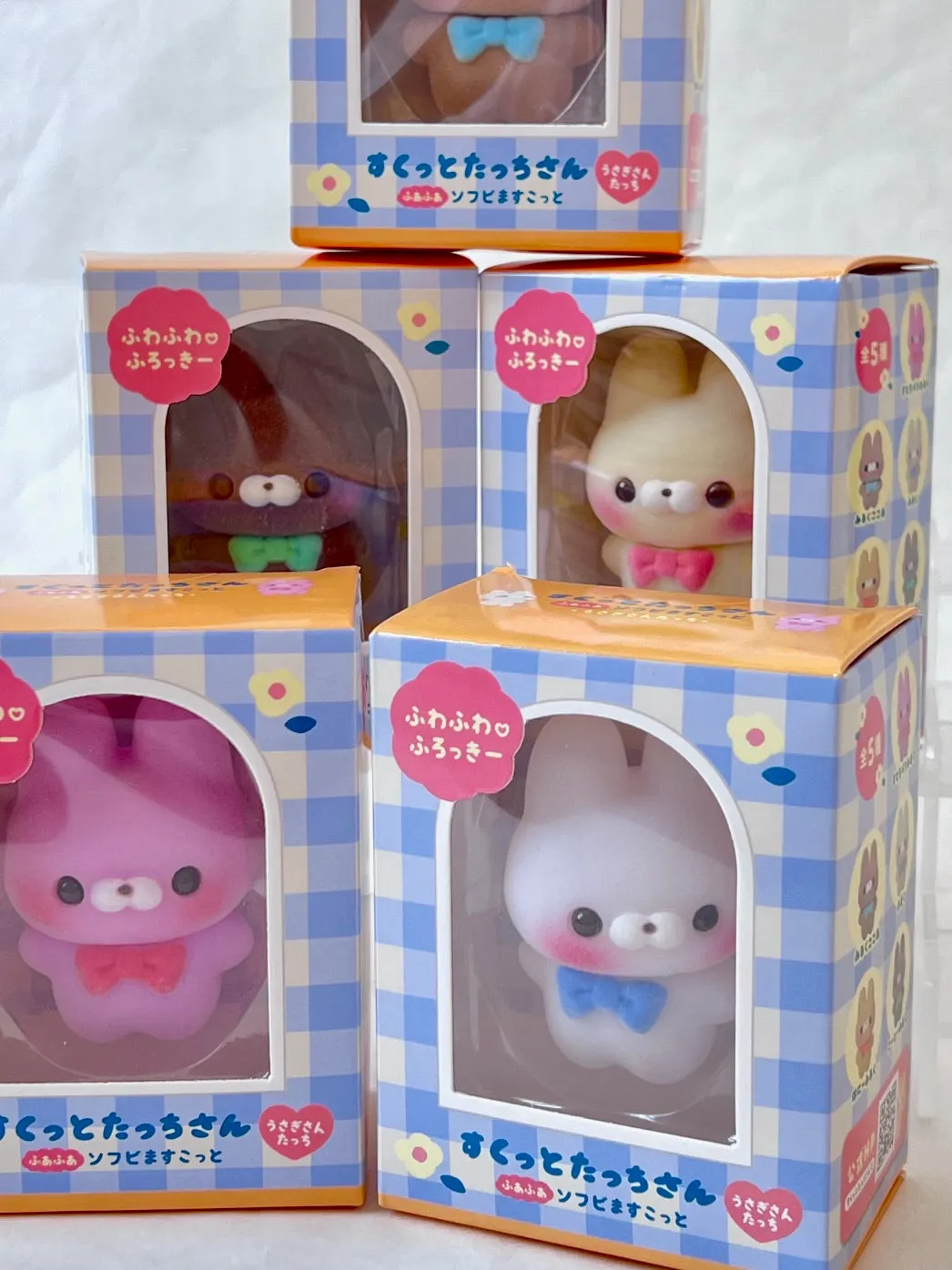 70707 RABBIT FIGURINES-10