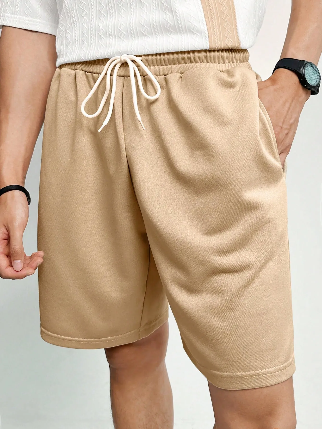 Manfinity Hypemode Men's Summer Color Block Loose Fit Casual T-Shirt With Drop Shoulder Sleeves And Drawstring Waist Shorts Set